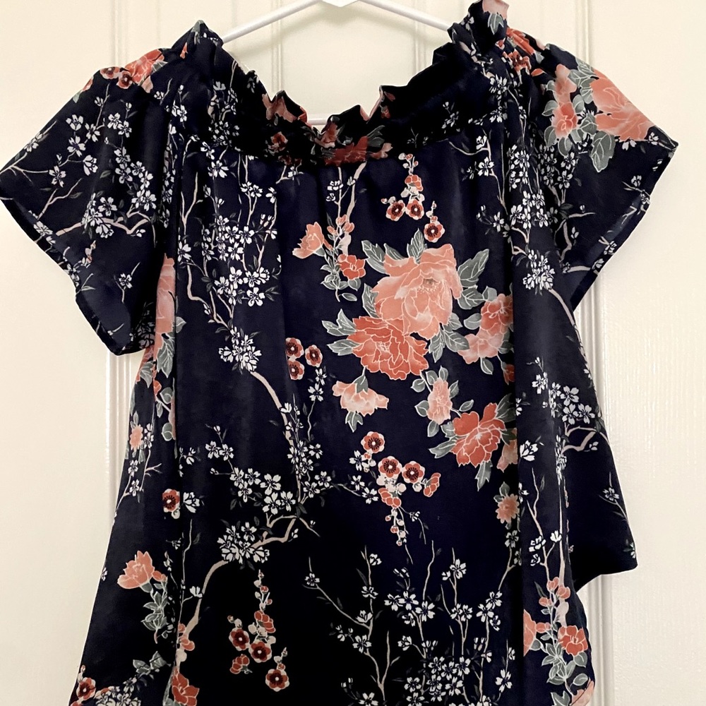 OFF THE SHOULDER BLOUSE